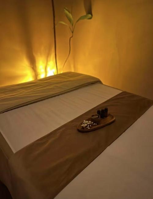 欧美熟乱妇15p的相关介绍