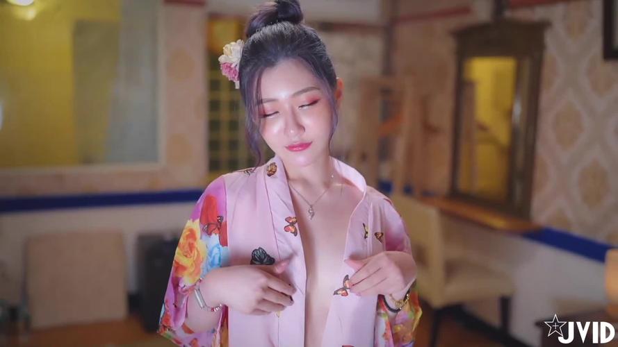 秘书女的相关介绍