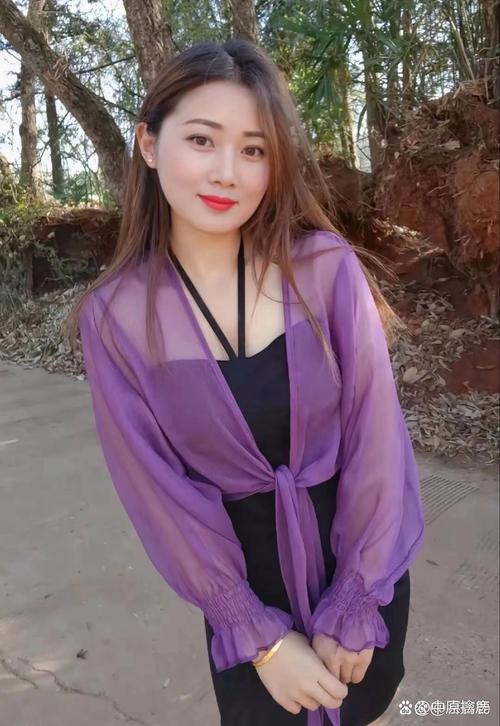 少妇激情一二三区的相关介绍