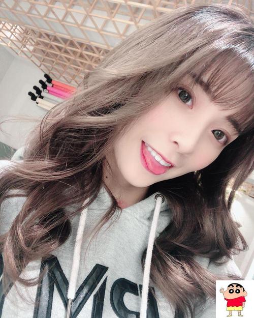女性私密处有黄色分泌物的相关介绍
