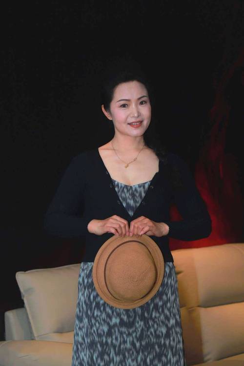 成熟人妻啪啪视频的相关介绍
