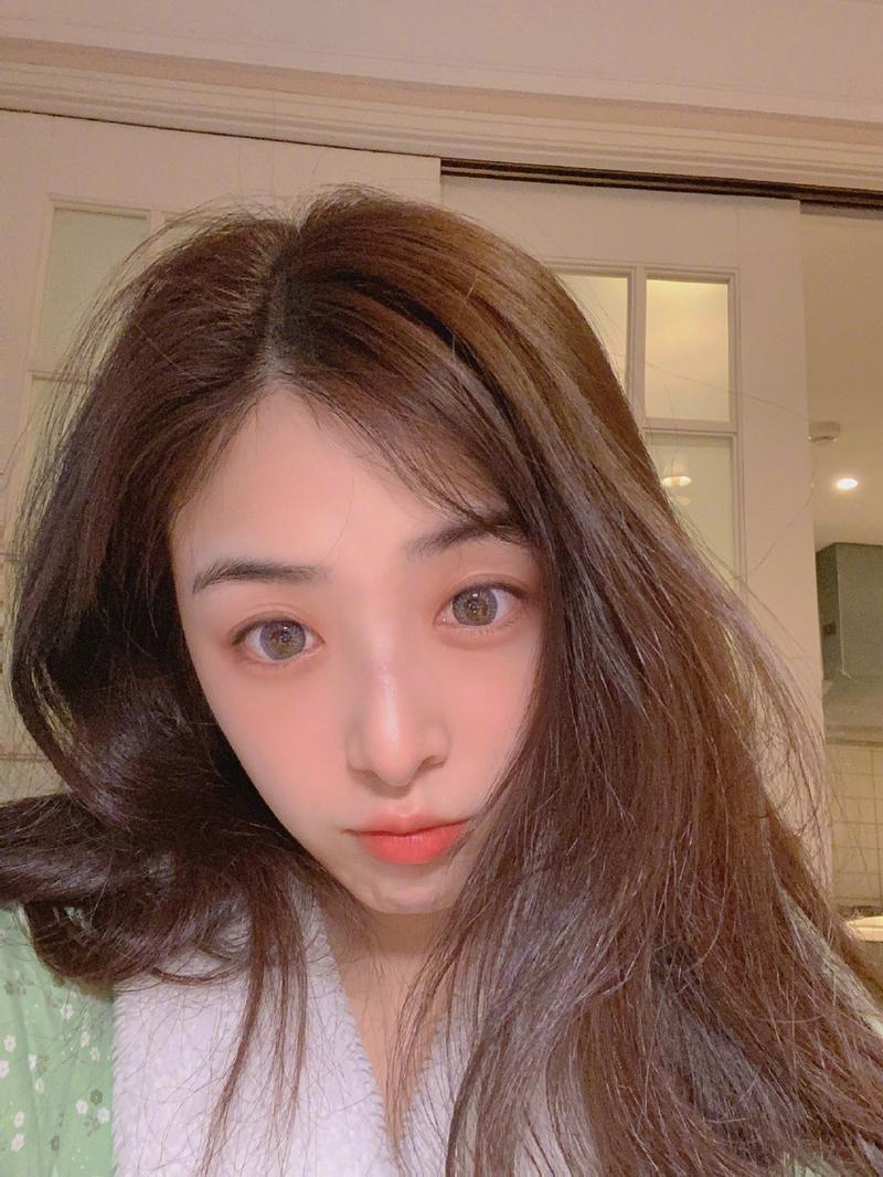 爆操美女白浆高跟的相关介绍