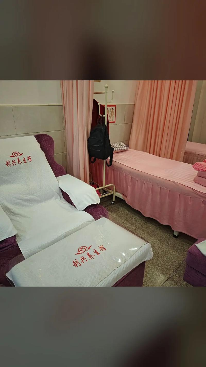 把老师操哭的相关介绍