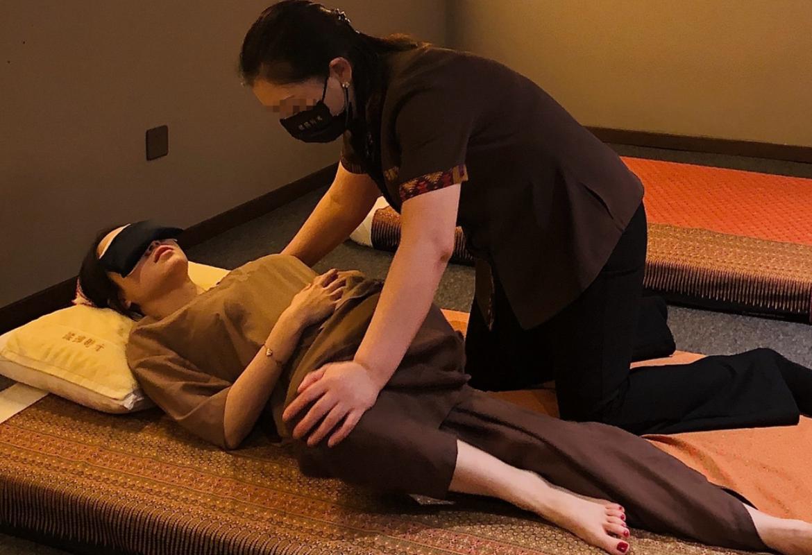 美女露出让男人狂揉的相关介绍
