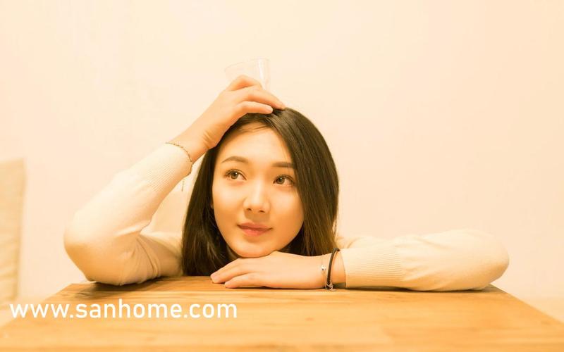 女秘书的诱惑的相关介绍