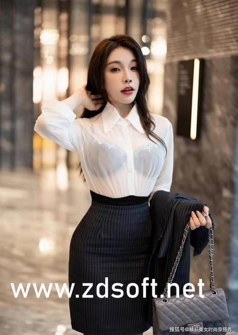 我跟老师爱爱了的相关介绍