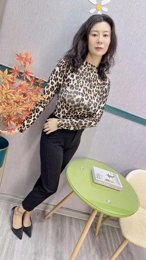亚洲熟女一级片子的相关介绍