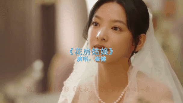 动漫女孩裸身的相关介绍